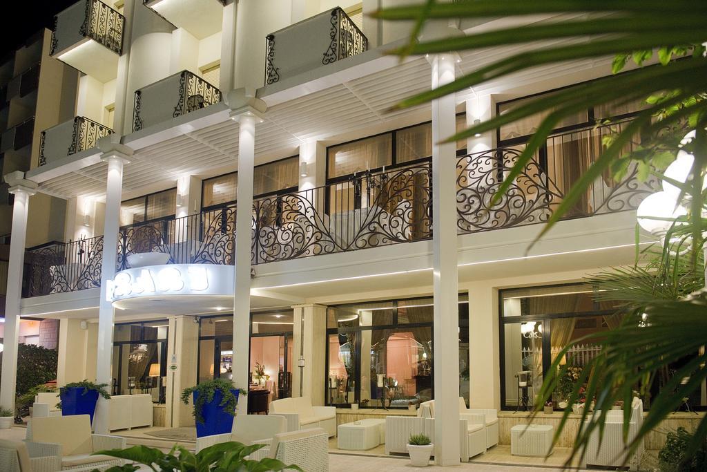 Hotel Baby B&B มิลาโน แมริตทิมา ภายนอก รูปภาพ